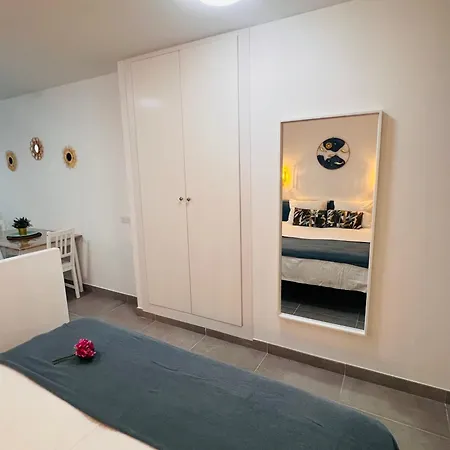 Apartmán Korallo Terraza Con Vistas Y Playa *